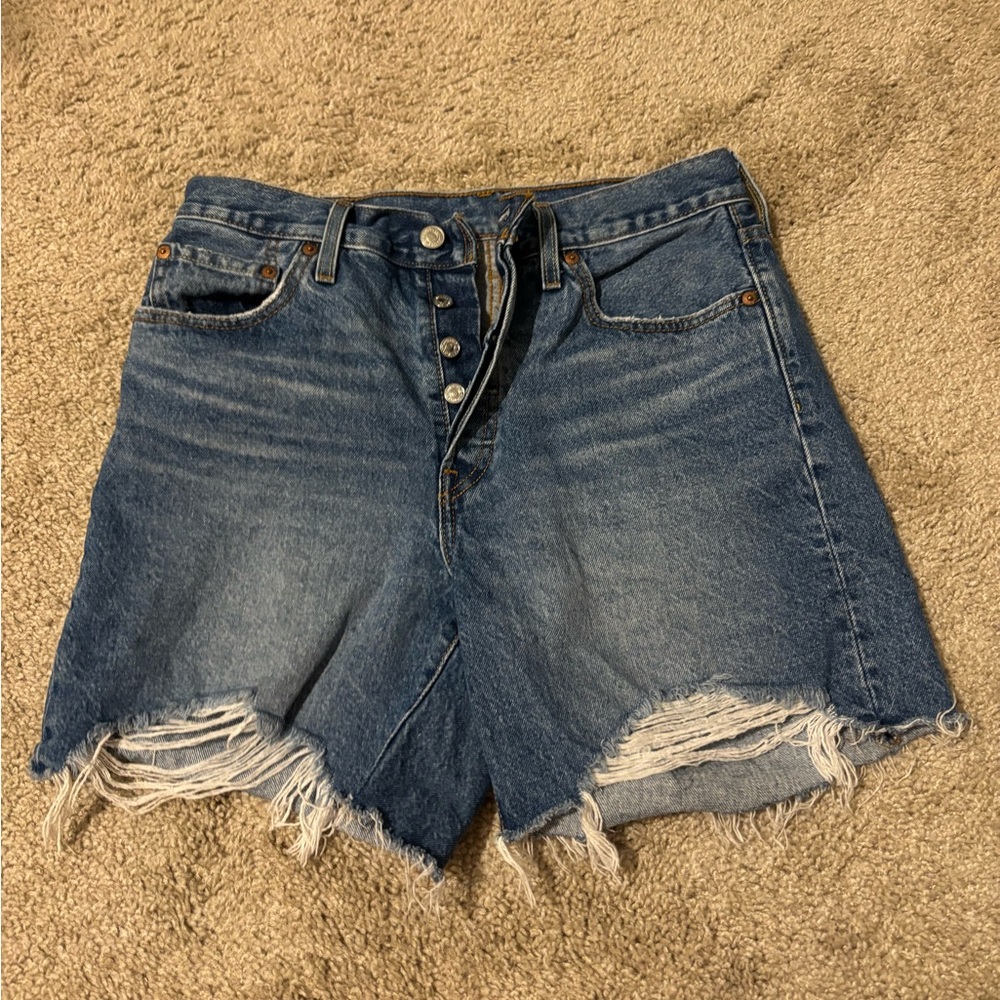 Levi’s 501 Mid-Thigh Denim Shorts Size 29